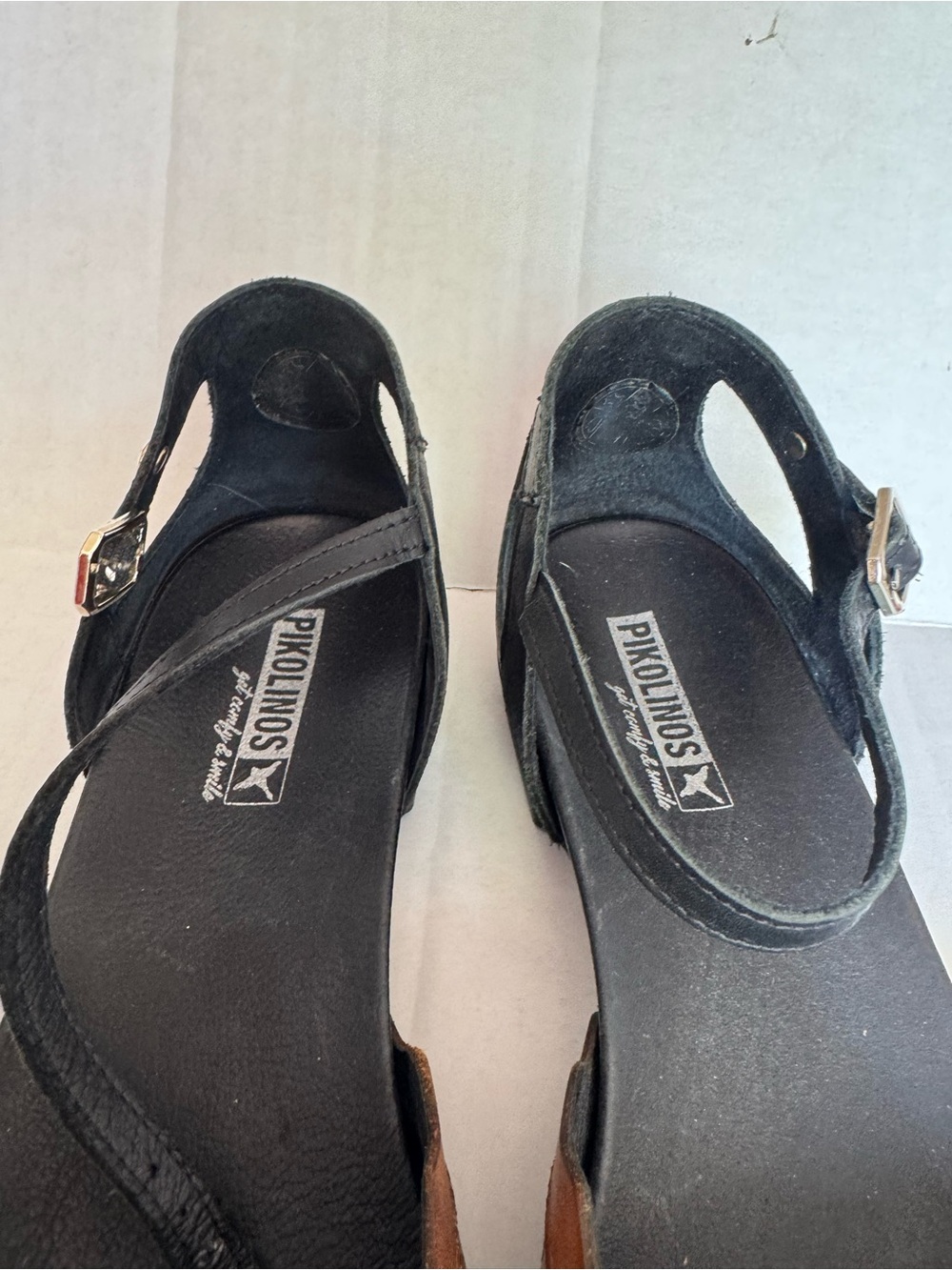 Pikolinos Benissa Flat Leather Sandals - Picture 7 of 13
